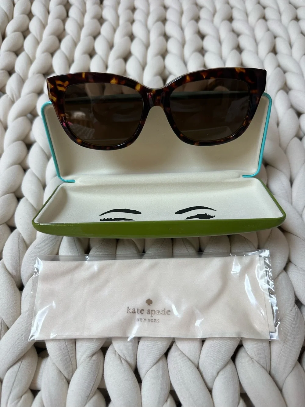 kate spade New York Brown Tortoiseshell Lorelle Sunglasses | NWOT 🕶️